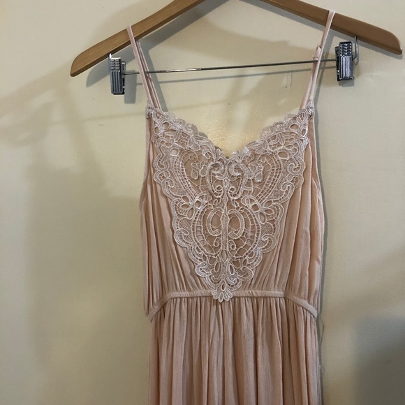 Charlotte Russe Medium Rose Maxi Dress - Picture 1 of 3